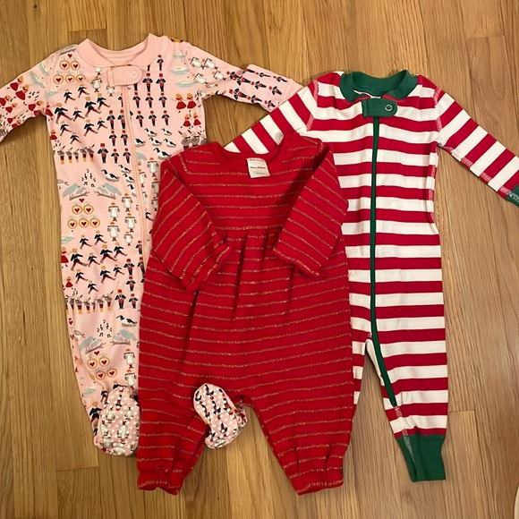 Hanna Andersson Other - EUC Hanna Andersson Holiday Bundle Sz 3-6 mos.